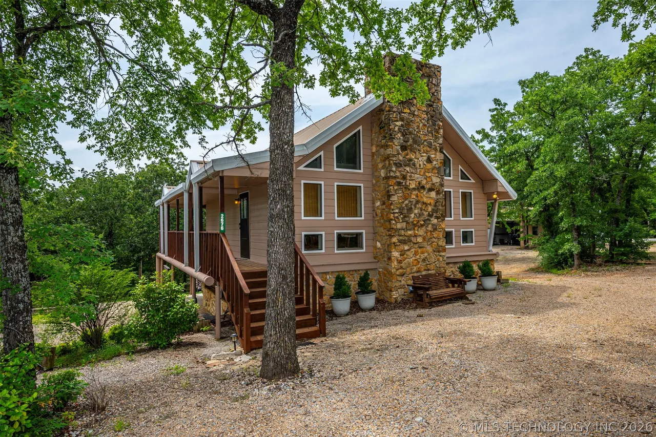 Front exterior — 2676 Masters, Sulphur, OK 73086