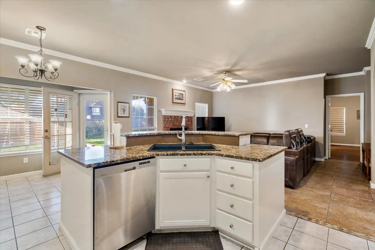 Photo 11 — 2818 E 103rd Street S, Tulsa, OK 74137