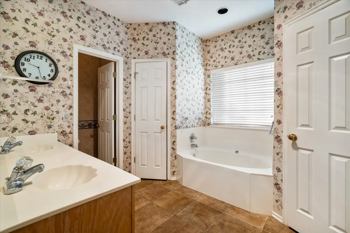 Photo 21 — 2818 E 103rd Street S, Tulsa, OK 74137