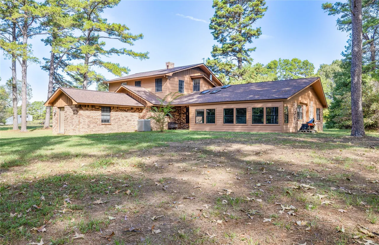 Front exterior — 434902 E 1955 Lane, Fort Towson, OK 74735