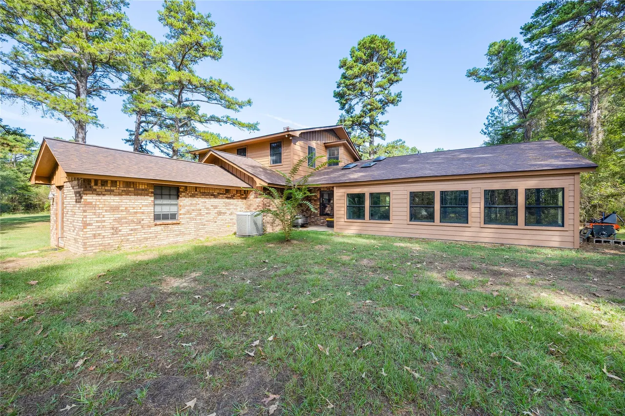 Photo 3 — 434902 E 1955 Lane, Fort Towson, OK 74735