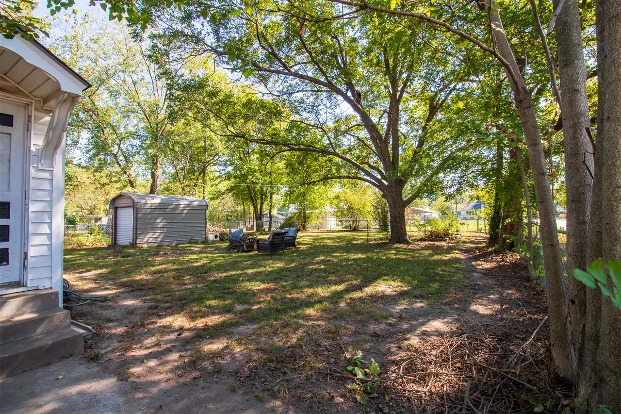 Photo 15 — 2201 Fredonia Street, Muskogee, OK 74403
