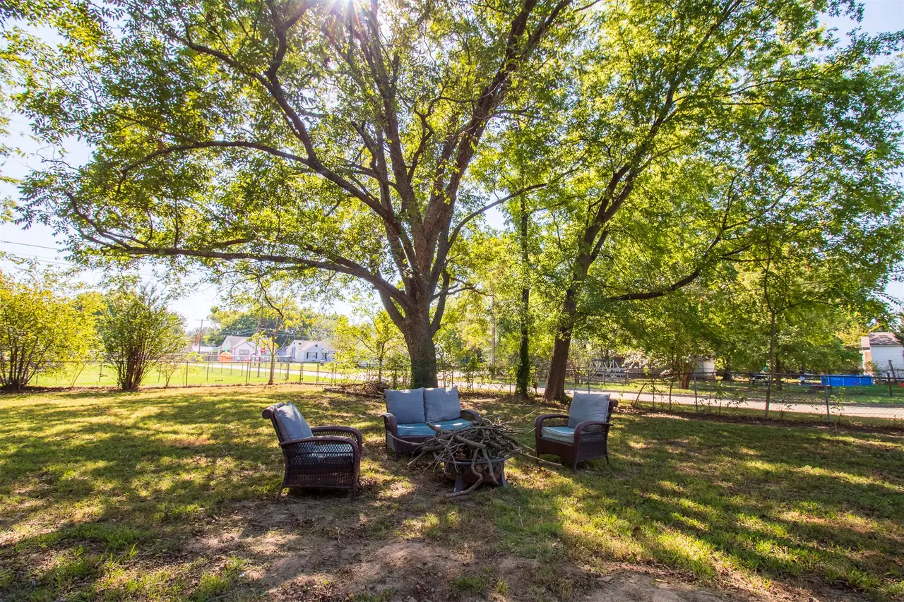 Photo 17 — 2201 Fredonia Street, Muskogee, OK 74403