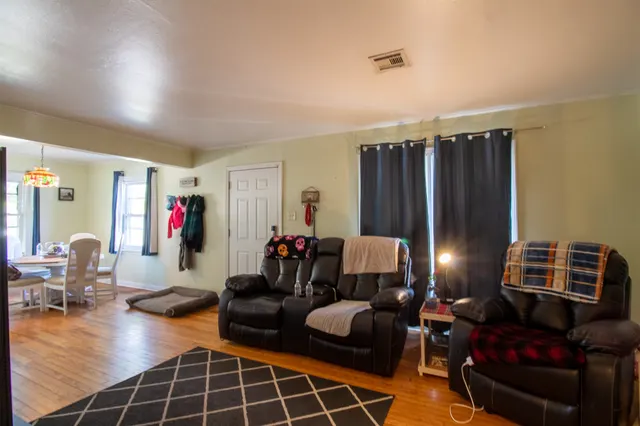 Photo 4 — 2201 Fredonia Street, Muskogee, OK 74403