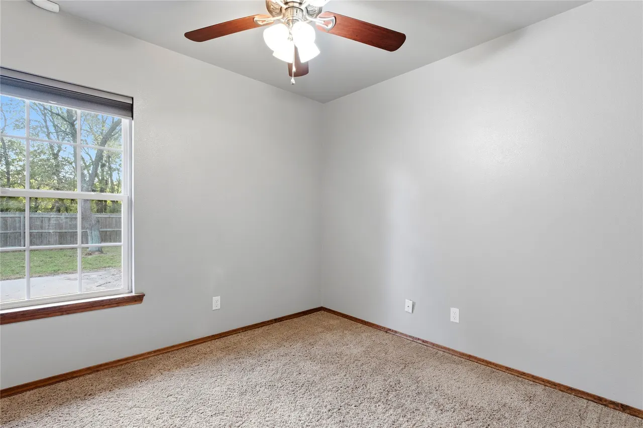 Photo 9 — 108 W Division Street, Oktaha, OK 74450