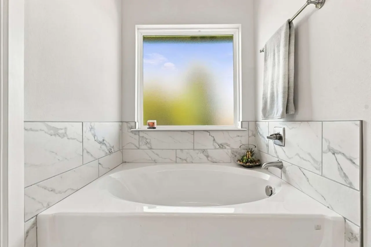 Photo 18 — 2414 W 109th Street S, Jenks, OK 74037