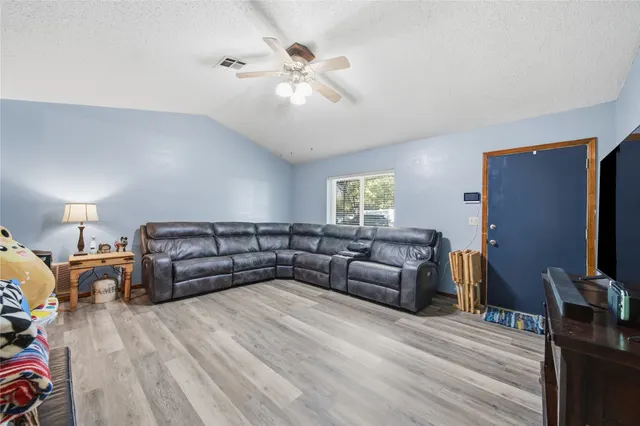 Photo 6 — 532 S Joe, Nowata, OK 74048