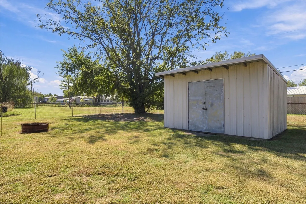 Photo 31 — 532 S Joe, Nowata, OK 74048