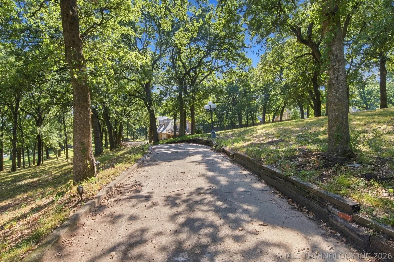 Photo 3 — 11434 S Yale Avenue, Tulsa, OK 74137