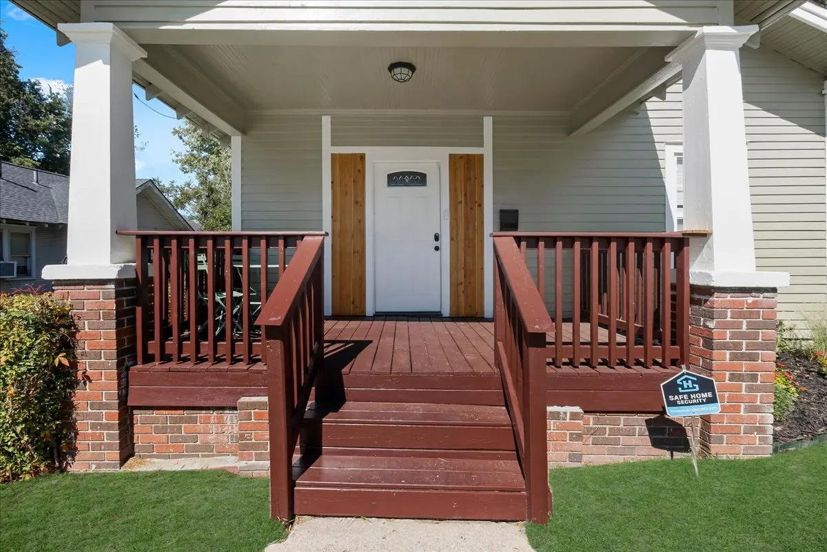 Photo 2 — 2629 E 8th Street, Tulsa, OK 74104