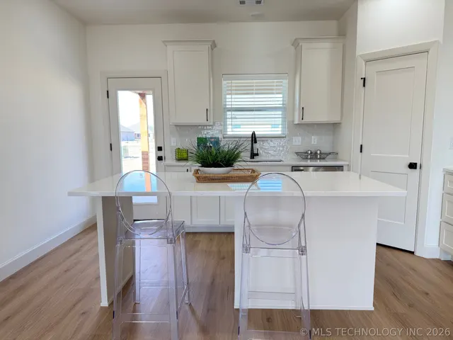 Photo 3 — 10866 S 279th EastAvenue, Coweta, OK 74429