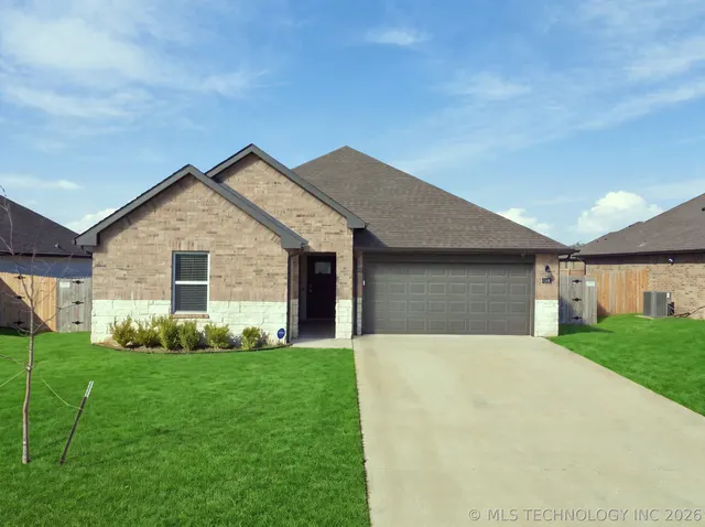Photo 3 — 7412 N 155th East Avenue, Owasso, OK 74055