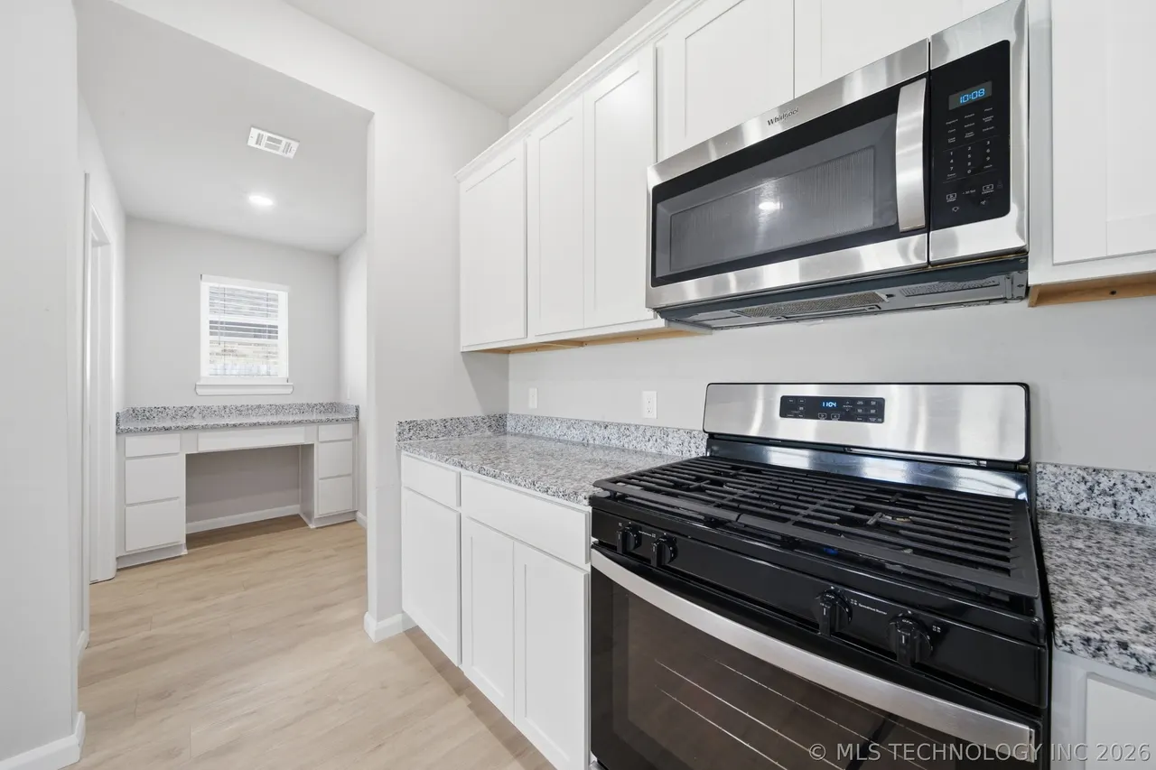 Photo 9 — 7412 N 155th East Avenue, Owasso, OK 74055