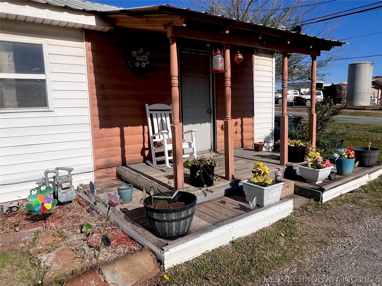 Photo 2 — 31 W 8th Street, Kiowa, OK 74553