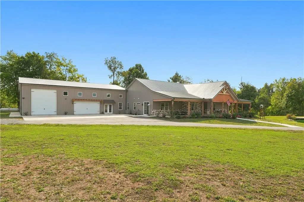 Photo 40 — 8800 Fred Austin, Decatur, AR 72722