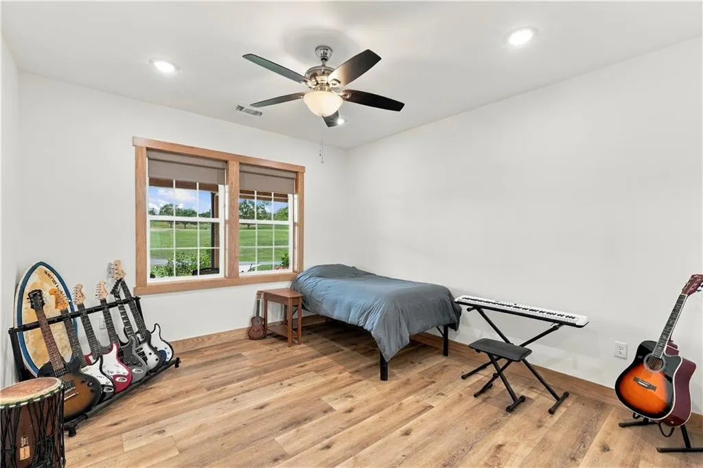 Photo 19 — 8800 Fred Austin, Decatur, AR 72722