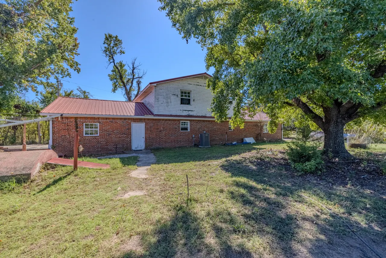Photo 8 — 11290 Hwy 56, Okemah, OK 74859