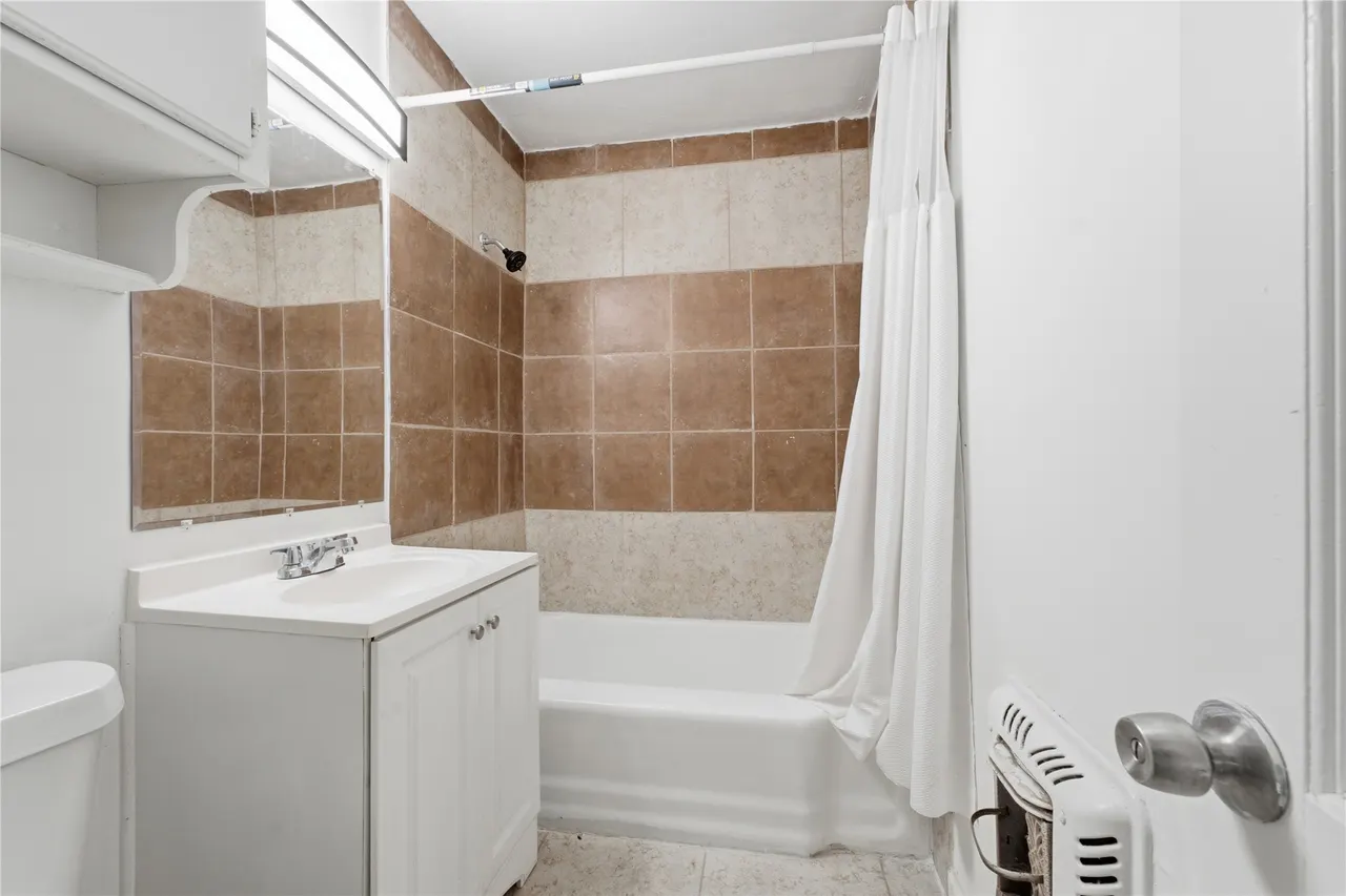 Photo 10 — 5635 W 3rd Street, Tulsa, OK 74127