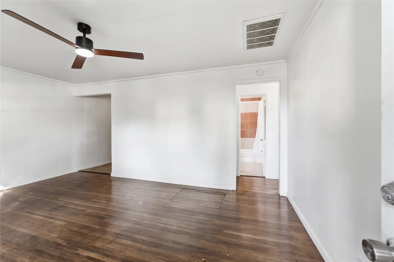 Photo 2 — 5635 W 3rd Street, Tulsa, OK 74127