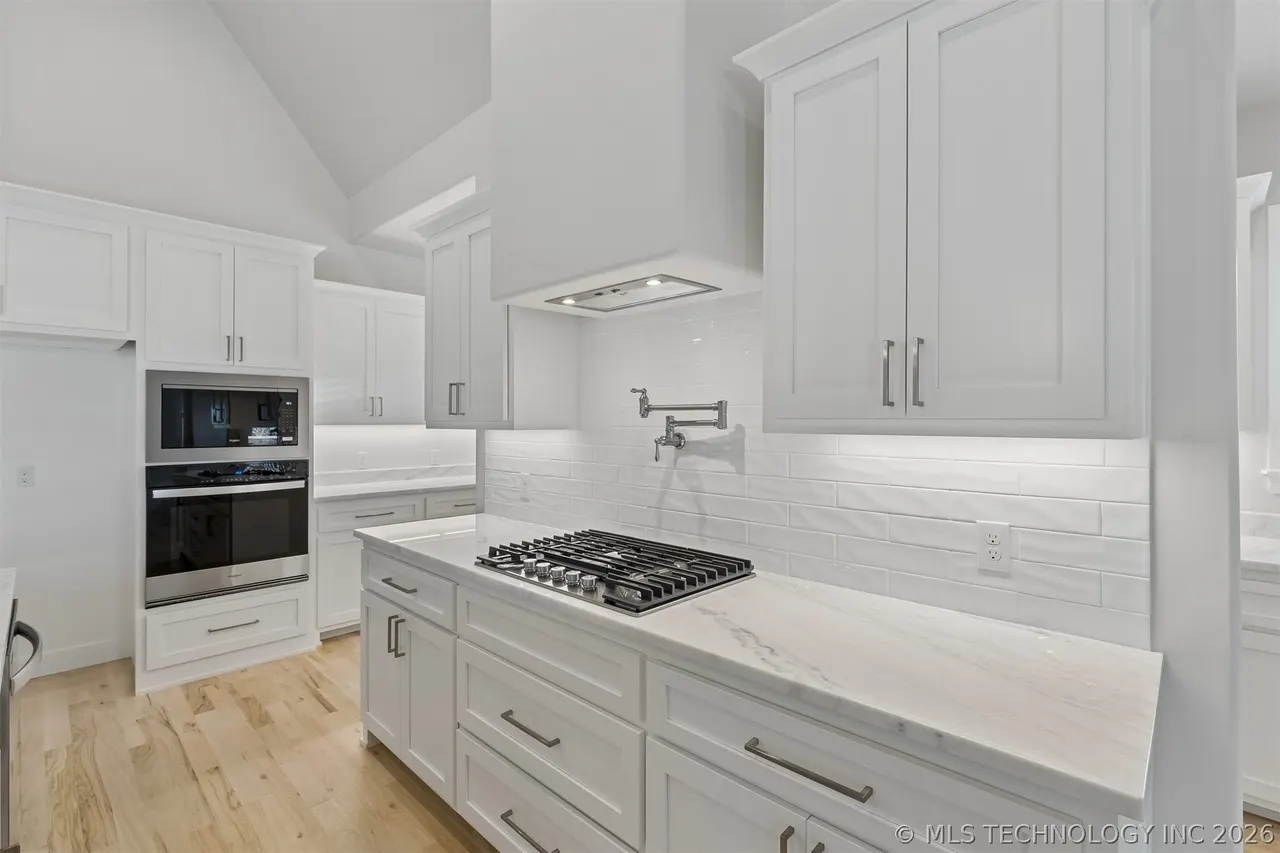 Photo 14 — 2834 E 144th Street S, Bixby, OK 74008