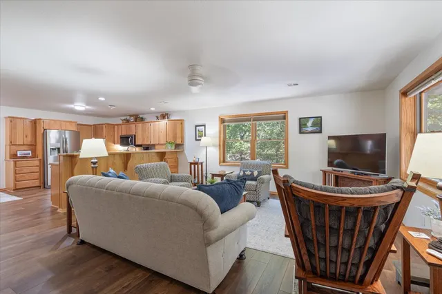 Photo 8 — 23233 River View, Kansas, OK 74347