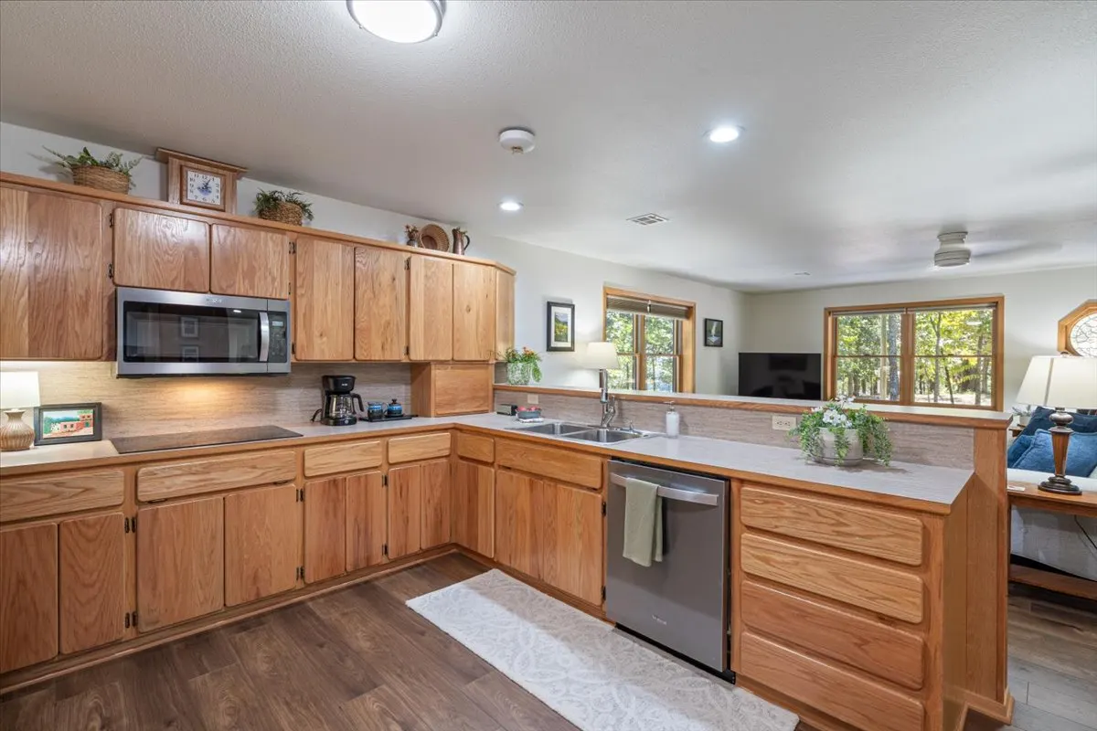 Photo 9 — 23233 River View, Kansas, OK 74347