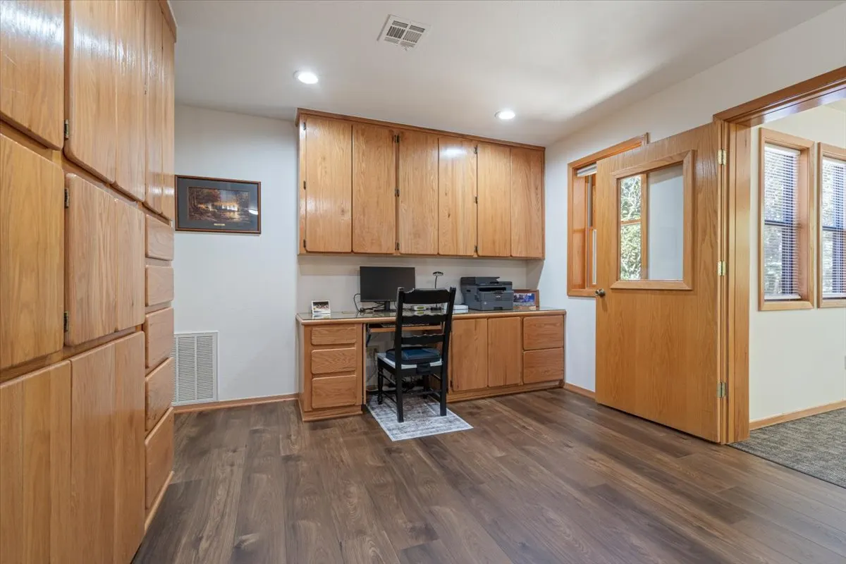 Photo 14 — 23233 River View, Kansas, OK 74347