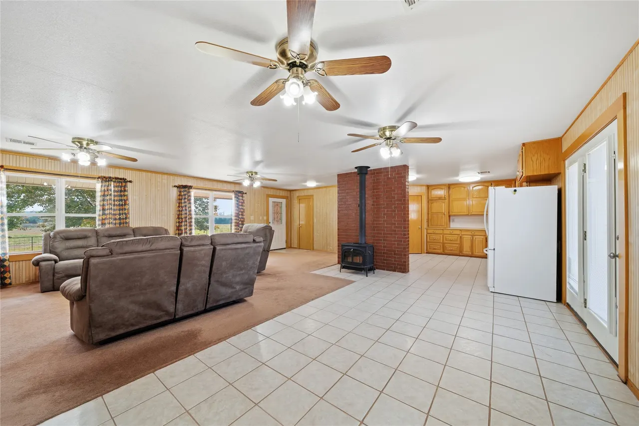 Photo 14 — 2800 NW 1010th Avenue, Wilburton, OK 74578