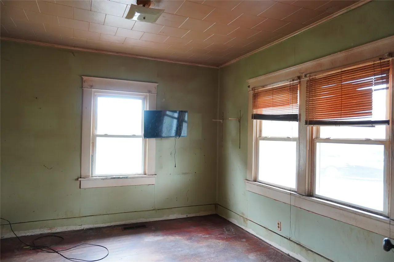 Photo 7 — 208 NW 5th Street, Checotah, OK 74426