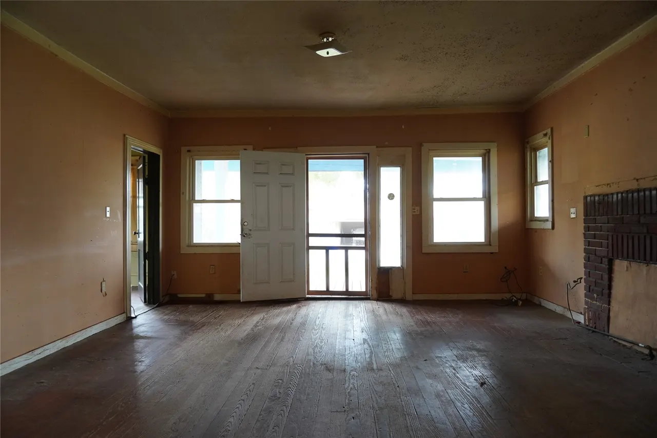 Photo 13 — 208 NW 5th Street, Checotah, OK 74426