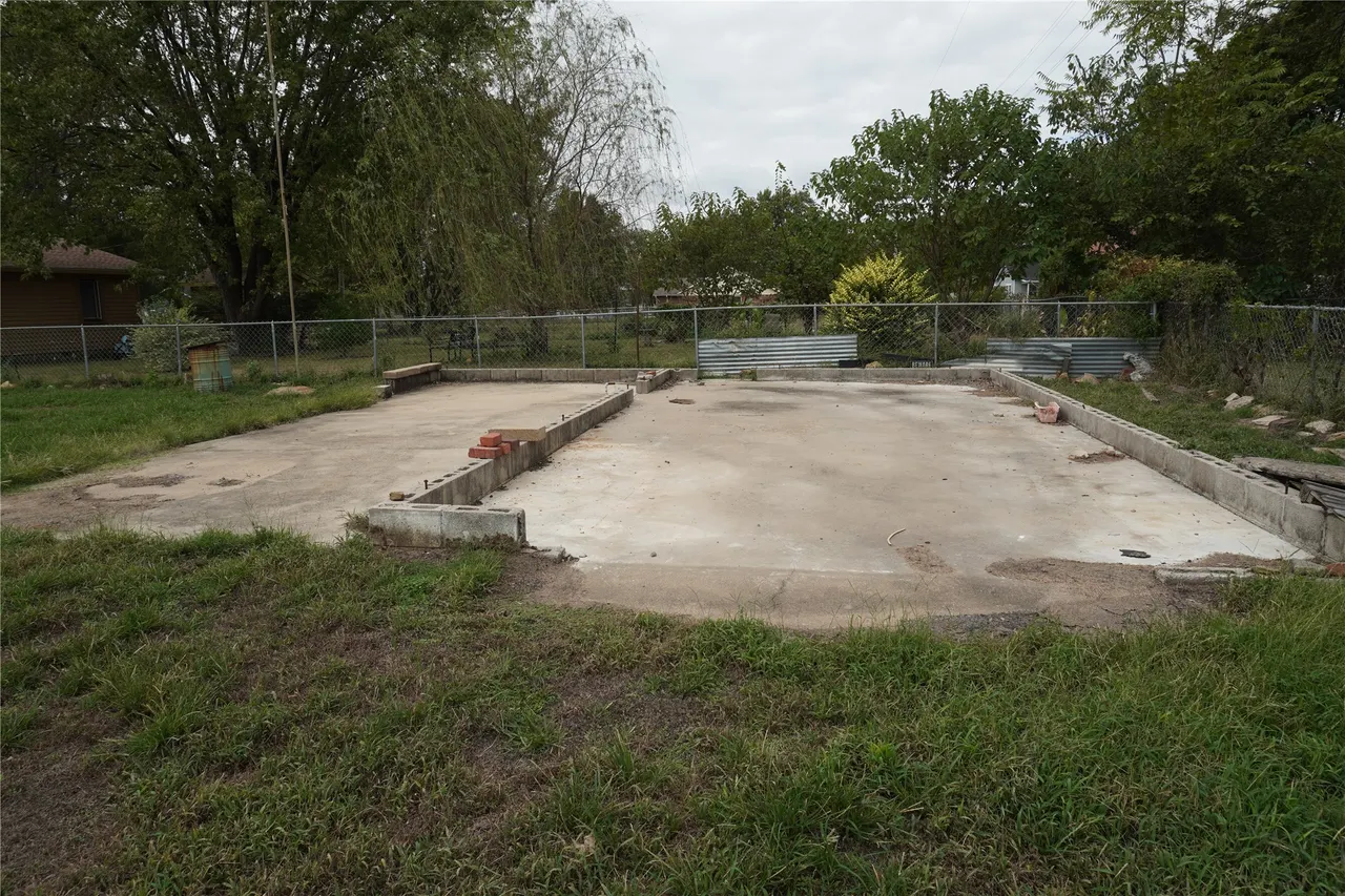 Photo 18 — 208 NW 5th Street, Checotah, OK 74426