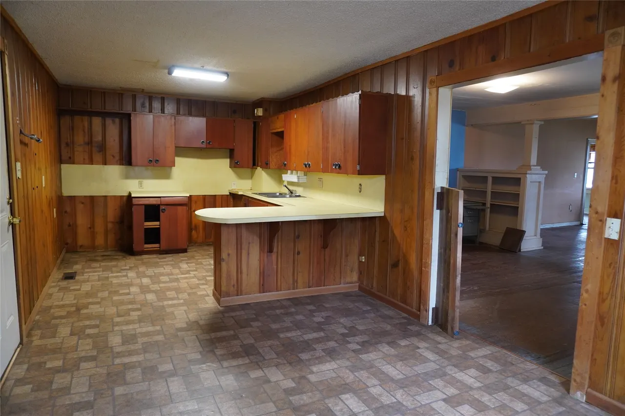 Photo 10 — 208 NW 5th Street, Checotah, OK 74426