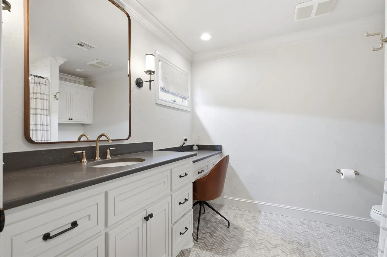 Photo 52 — 8232 S Kingston Avenue, Tulsa, OK 74137