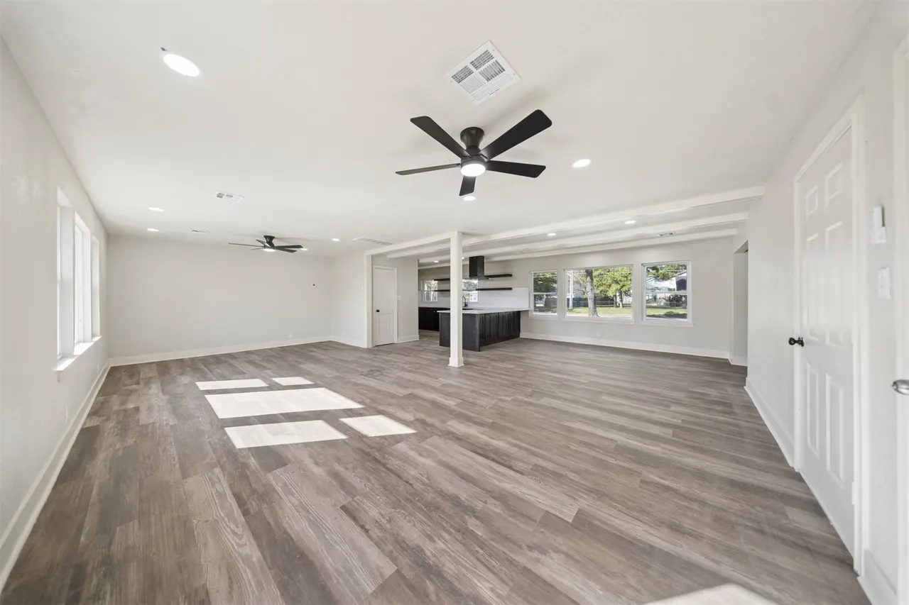 Photo 8 — 705 N Elliott Street, Pryor, OK 74361
