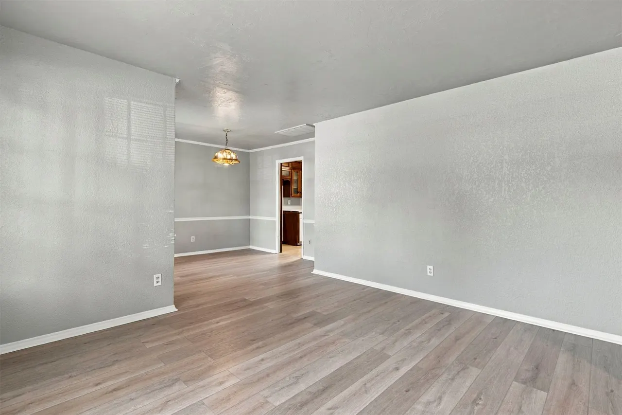 Photo 12 — 3835 S 99th East Avenue, Tulsa, OK 74146