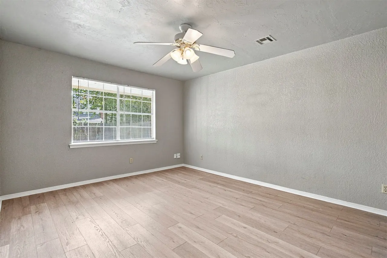 Photo 13 — 3835 S 99th East Avenue, Tulsa, OK 74146