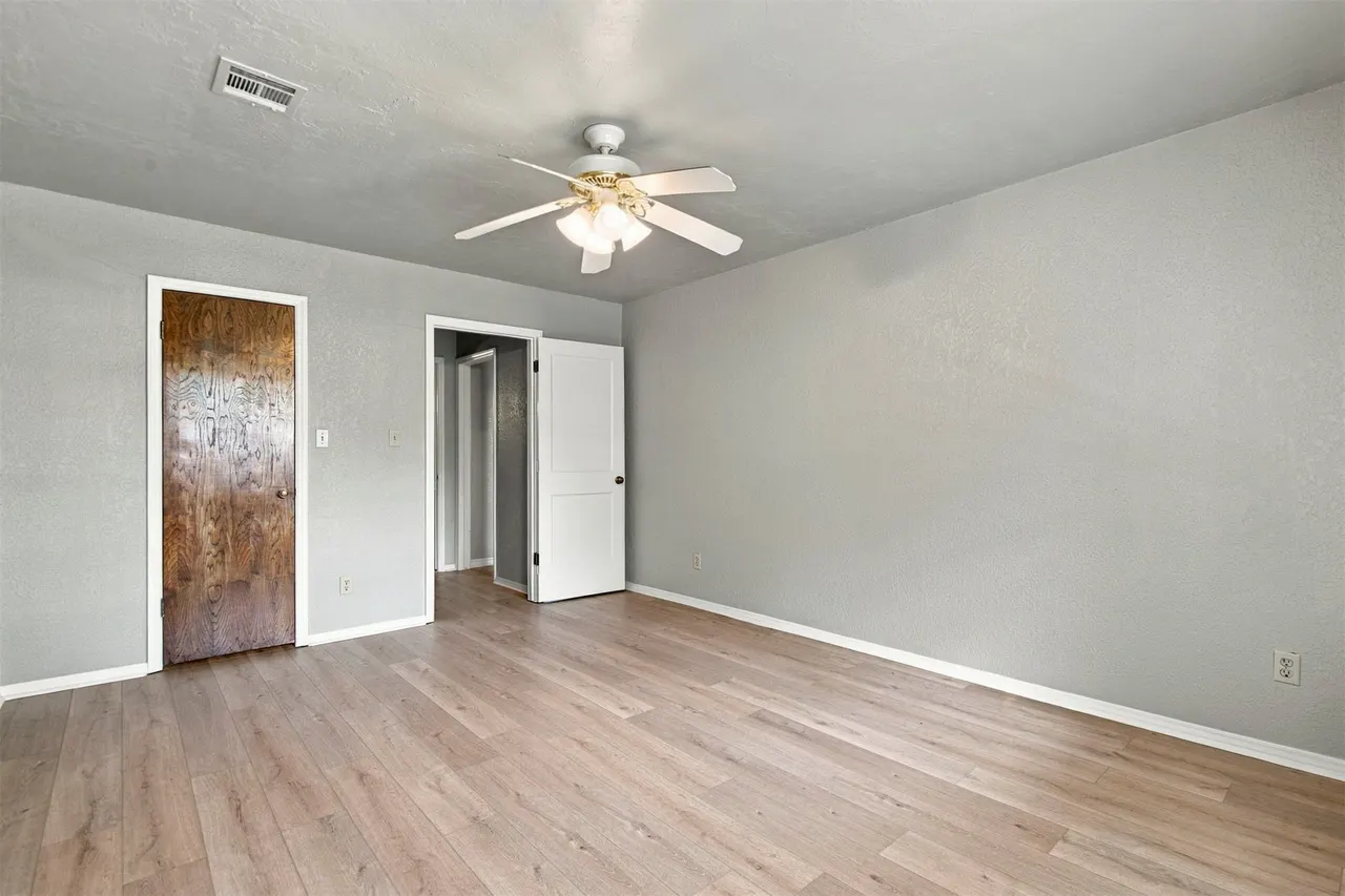 Photo 14 — 3835 S 99th East Avenue, Tulsa, OK 74146