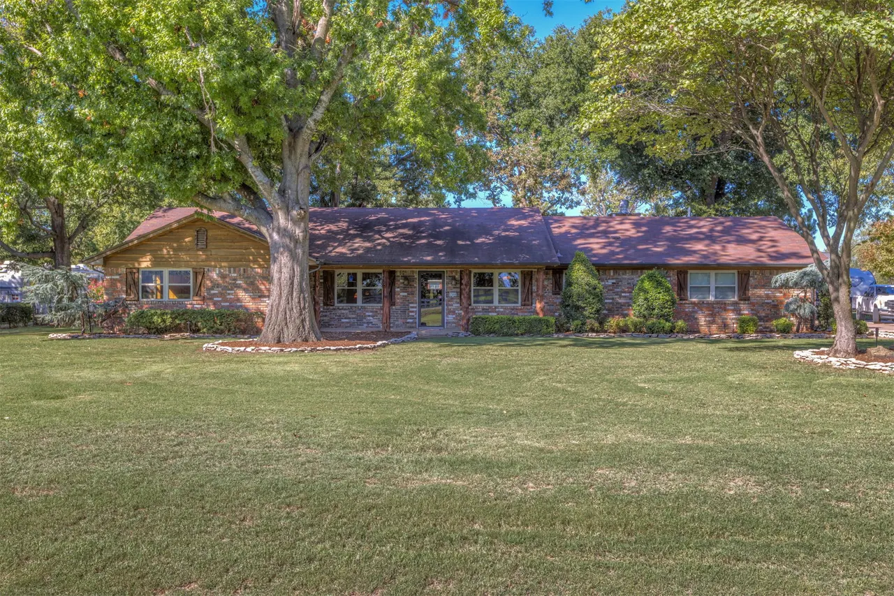Front exterior — 13800 S Mingo Road, Bixby, OK 74008