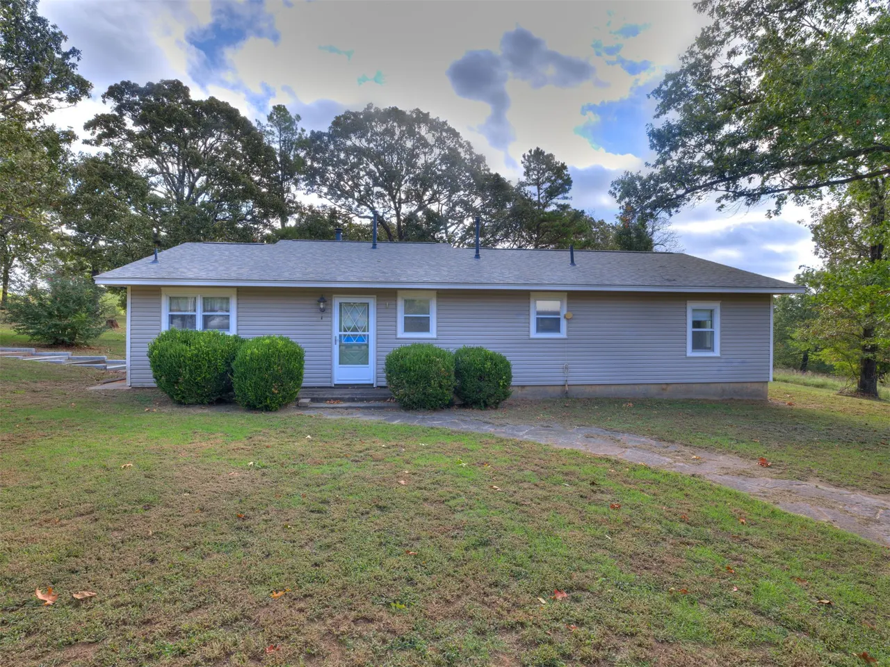 Front exterior — 7085 N 427, Chelsea, OK 74016