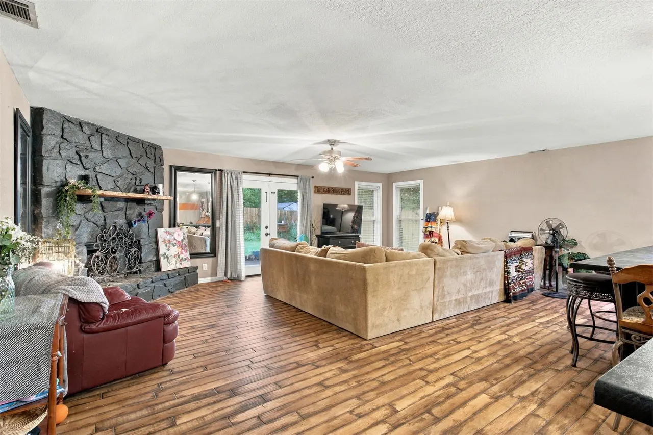 Photo 15 — 3328 S 142nd EastAvenue, Tulsa, OK 74134