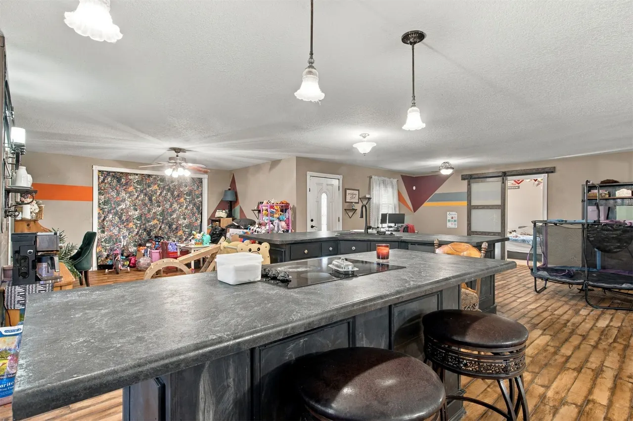 Photo 8 — 3328 S 142nd EastAvenue, Tulsa, OK 74134
