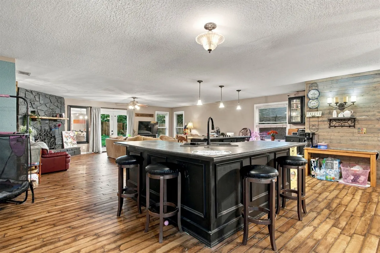 Photo 4 — 3328 S 142nd EastAvenue, Tulsa, OK 74134