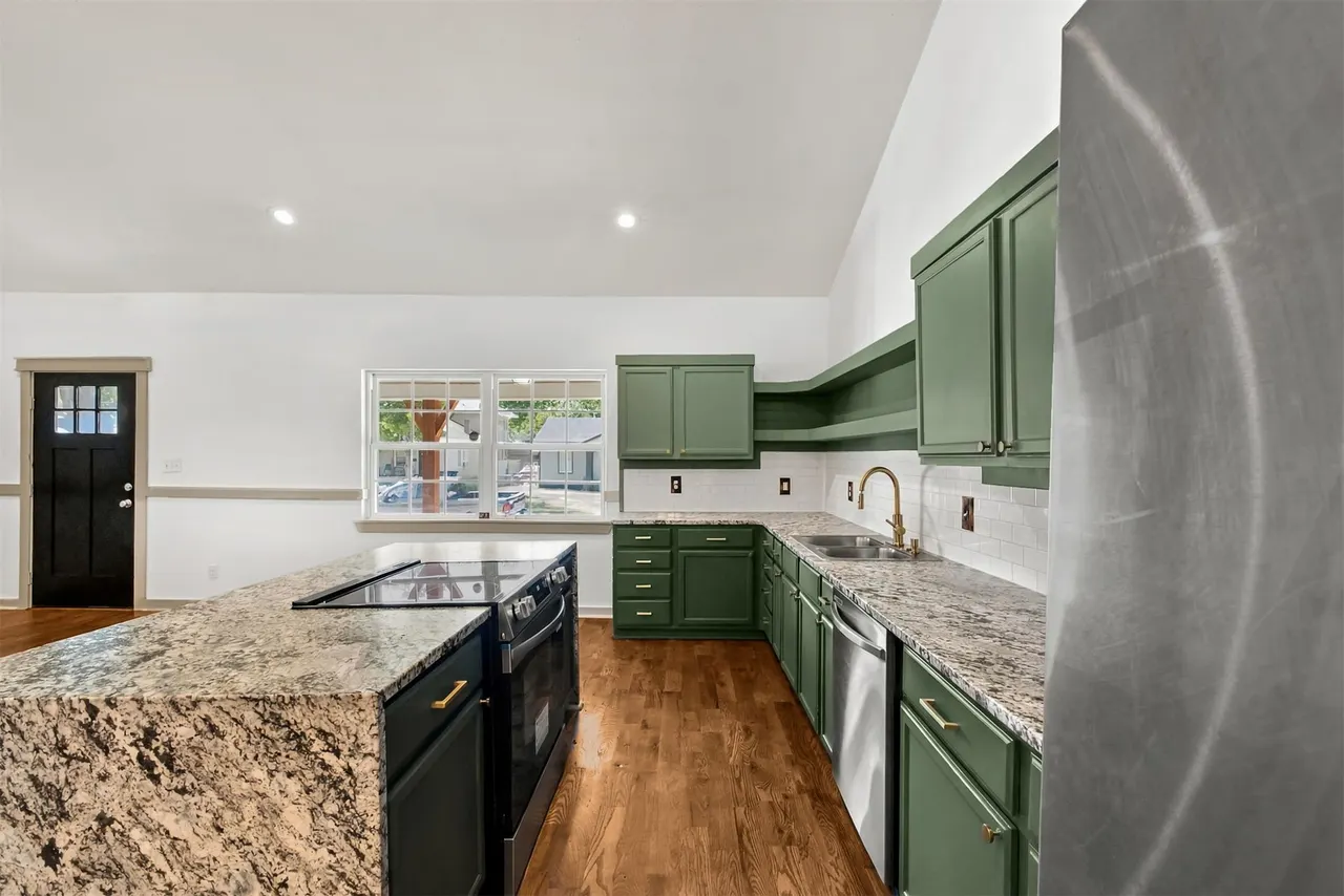 Photo 22 — 351 S Yorktown Avenue, Tulsa, OK 74104