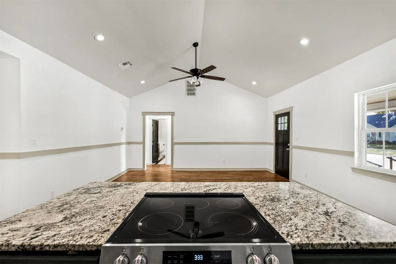 Photo 23 — 351 S Yorktown Avenue, Tulsa, OK 74104