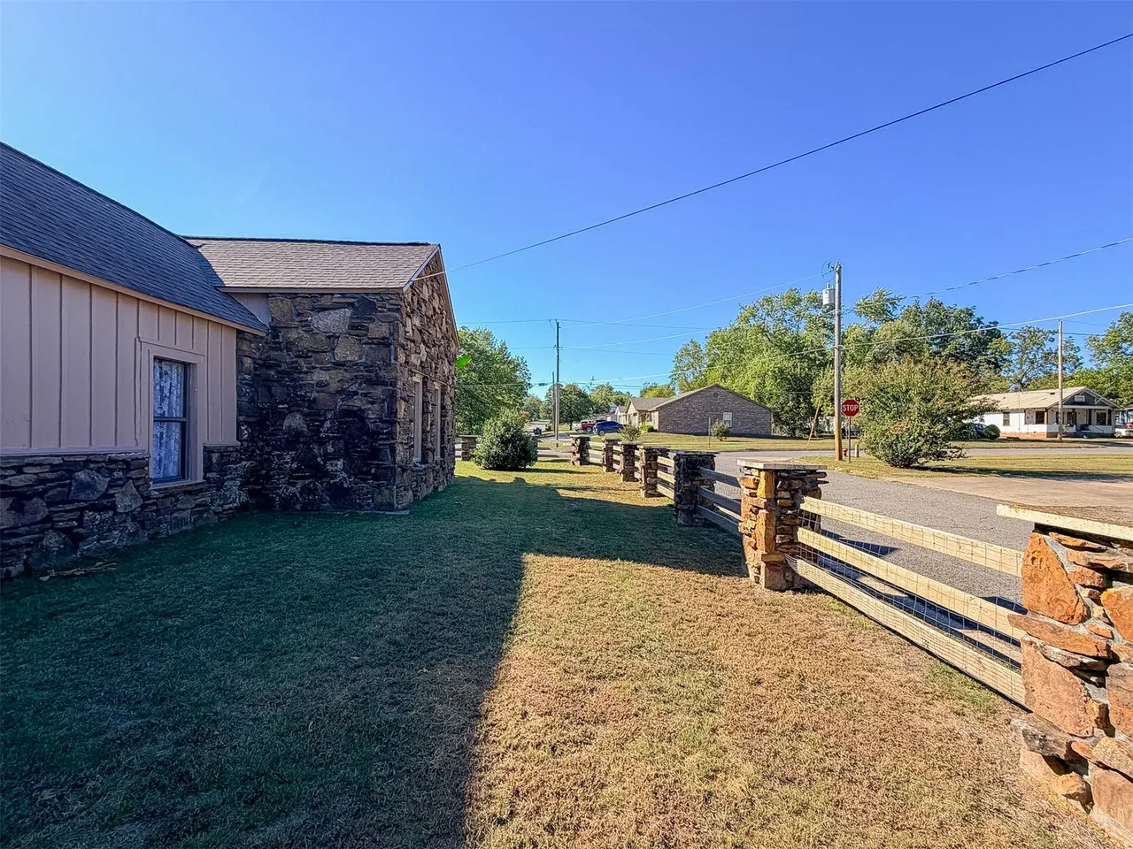 Photo 56 — 501 S Cherokee Avenue, Tahlequah, OK 74464