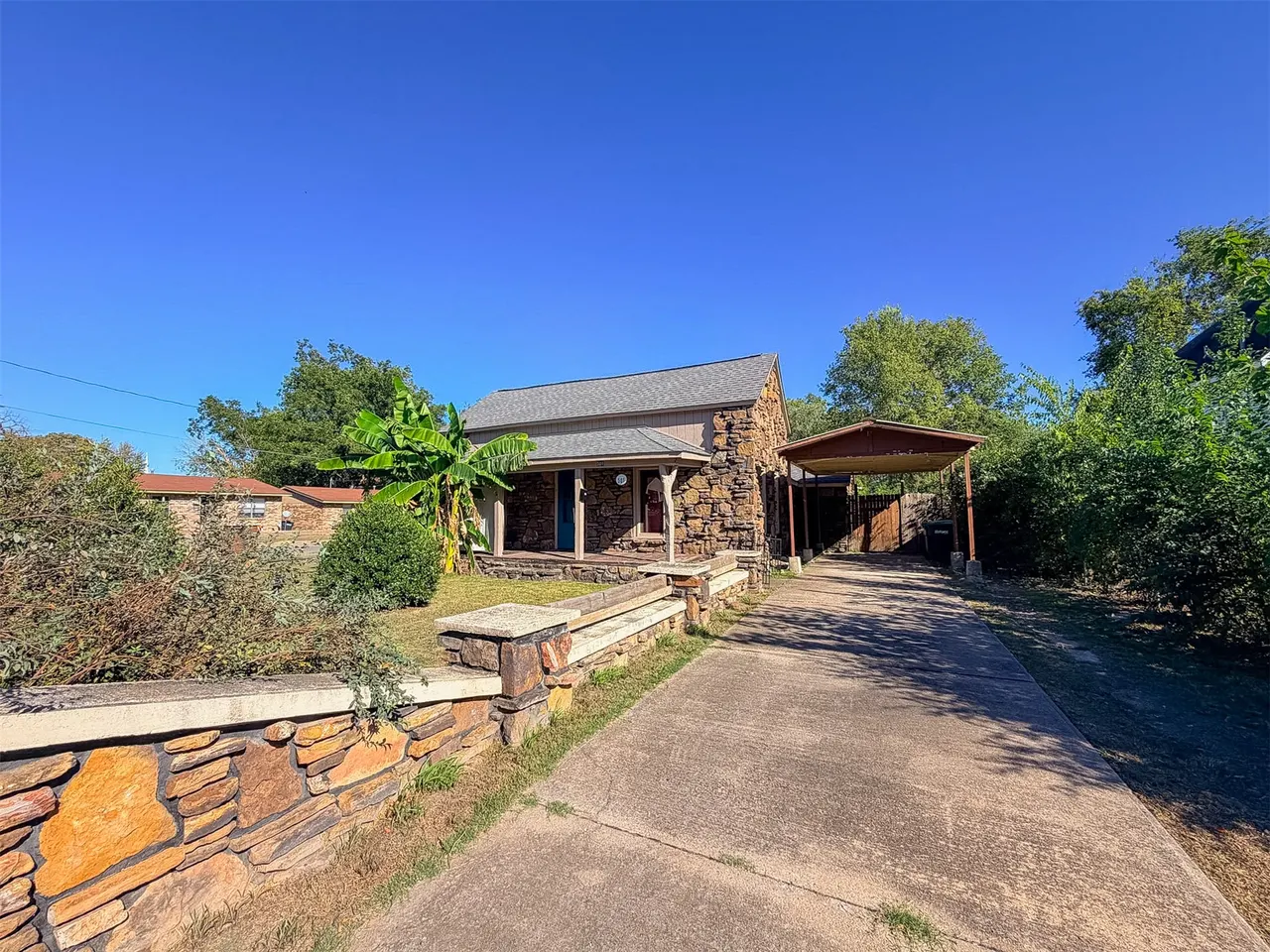 Photo 2 — 501 S Cherokee Avenue, Tahlequah, OK 74464
