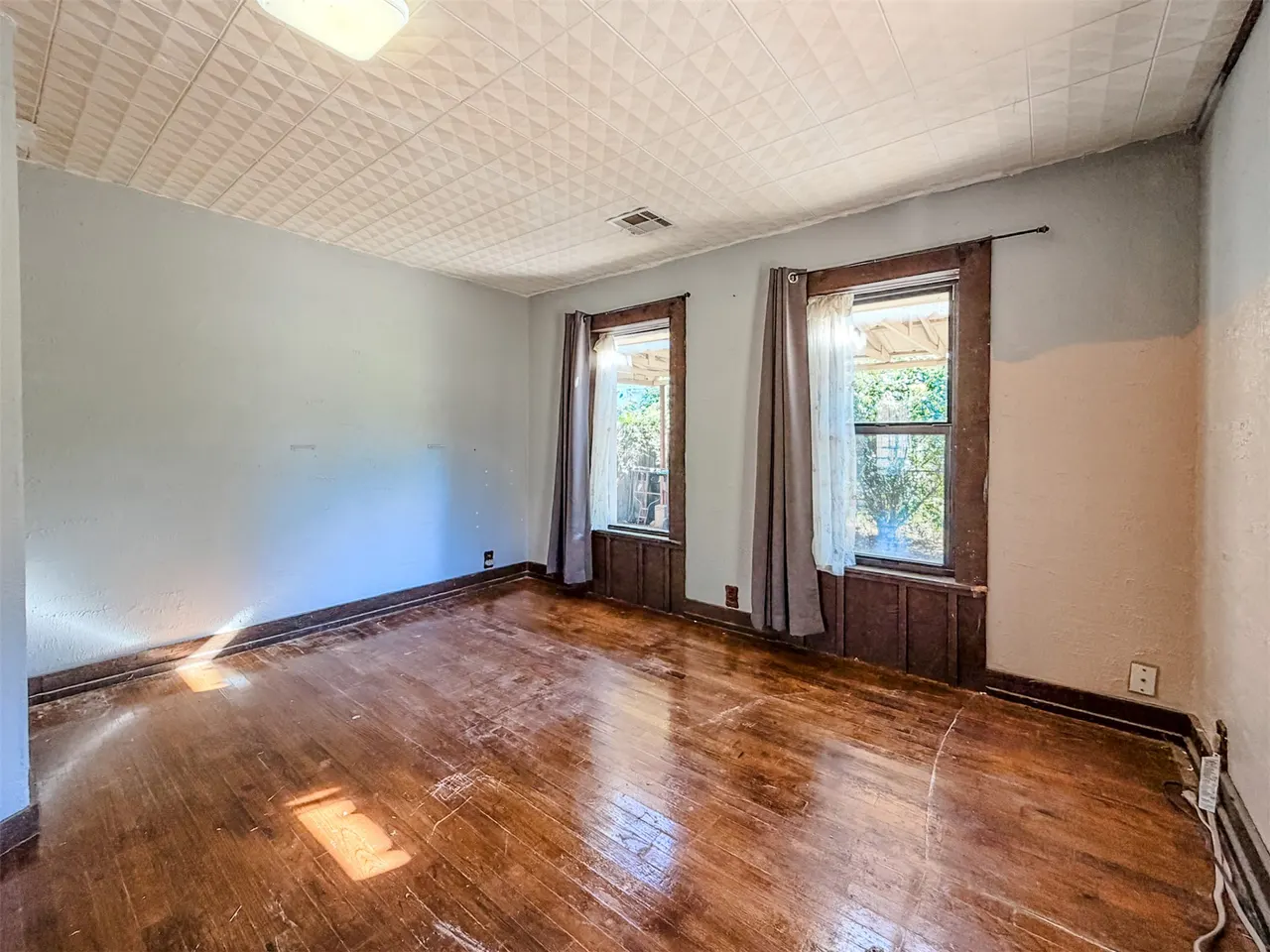 Photo 14 — 501 S Cherokee Avenue, Tahlequah, OK 74464