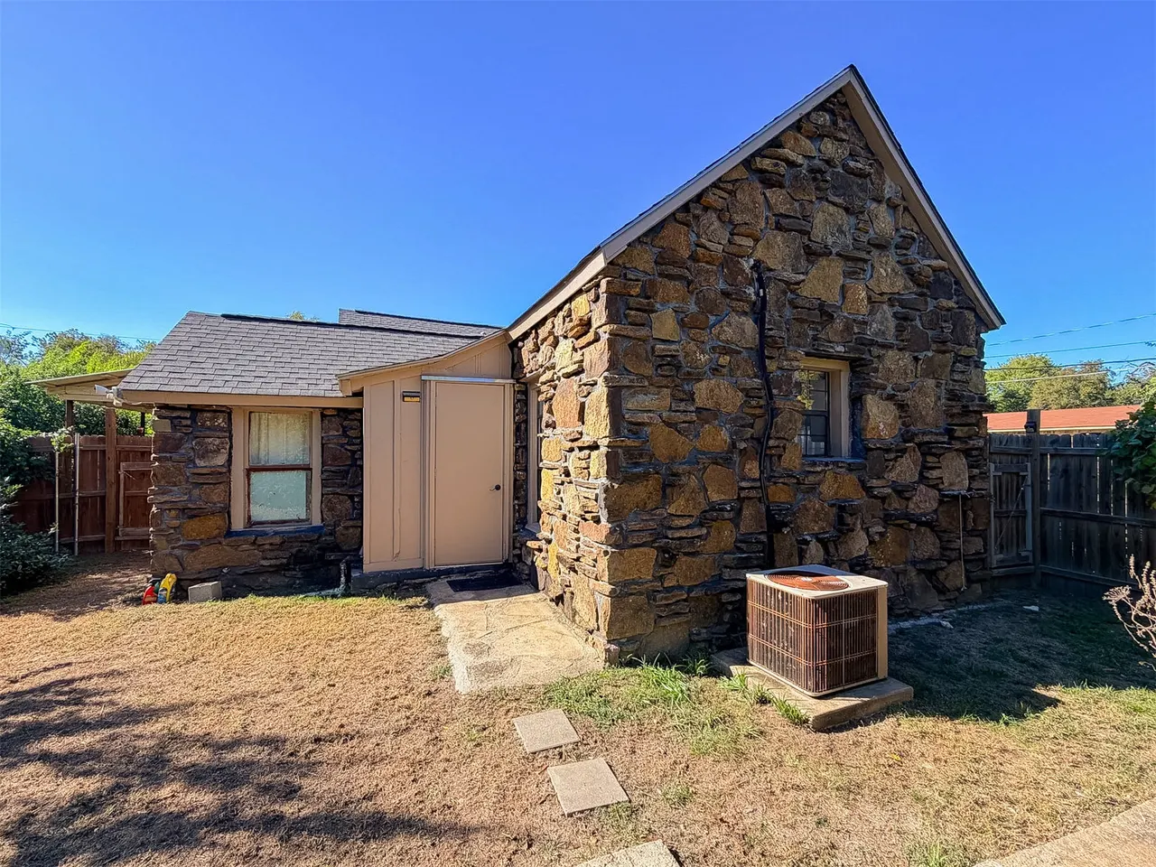Photo 49 — 501 S Cherokee Avenue, Tahlequah, OK 74464