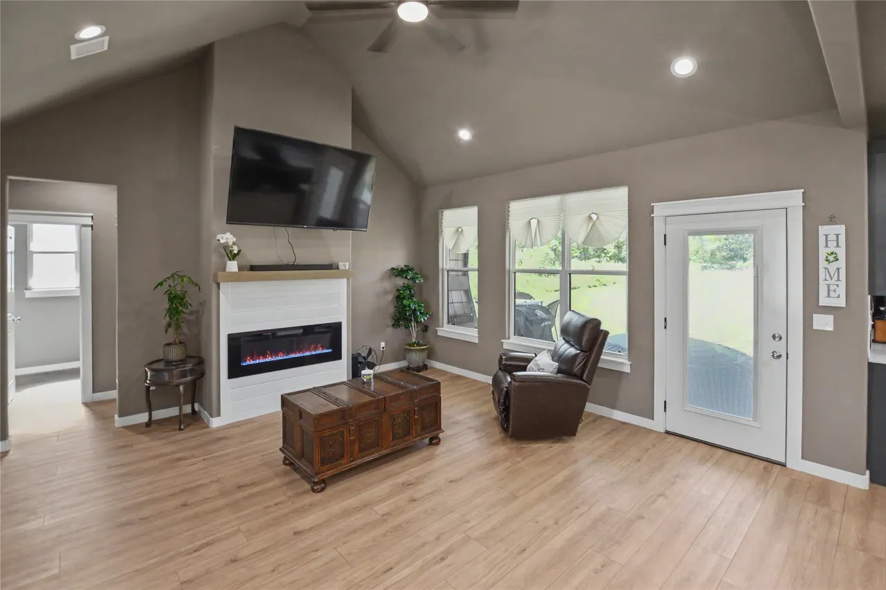 Photo 3 — 25115 S 519 Road, Park Hill, OK 74451