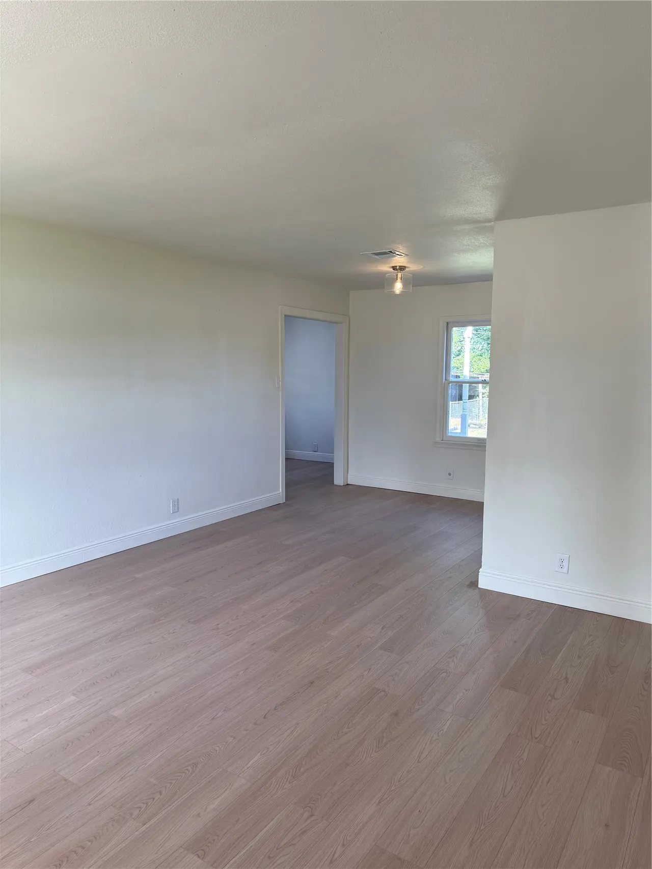 Photo 3 — 2218 Lampton Street, Muskogee, OK 74403
